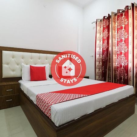 Oyo 64004 Hotel Kartar Zirakpur Exterior photo