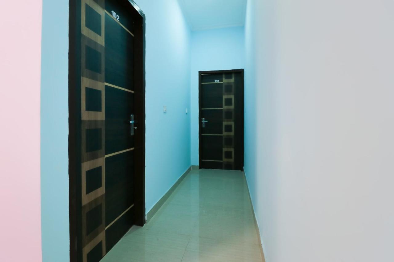 Oyo 64004 Hotel Kartar Zirakpur Exterior photo